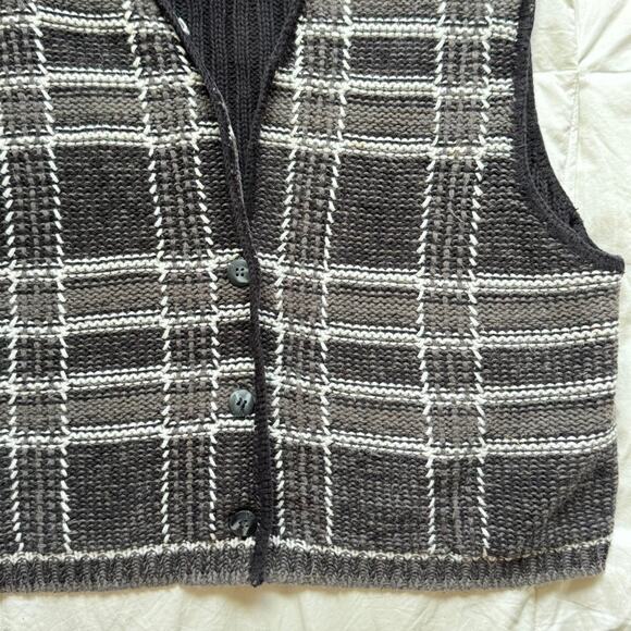 Vintage plaid knit sweater vest sz L preppy 90s check grunge witchy teacher - Picture 4 of 7